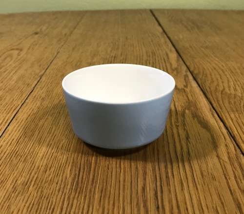 SUGAR BOWL OPEN ENGLAND TEA LIGHT BLUE ALL ROUND WHITE INNER BOWL.