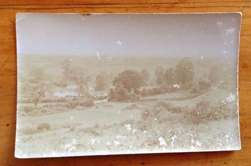 POSTCARD POST CARD GREAT BRITAIN YARNINGALE COMMON CLAVERDON WARWICKSHIRE TREES FARMHOUSE.