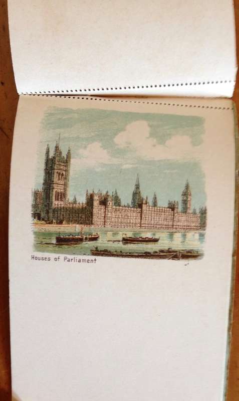 POSTCARD part BOOKLET POST CARD 4 CARD LONDON BRIDGE TRAFALGAR SQUARE CHEAPSIDE HOUSES of PARLIAMENT