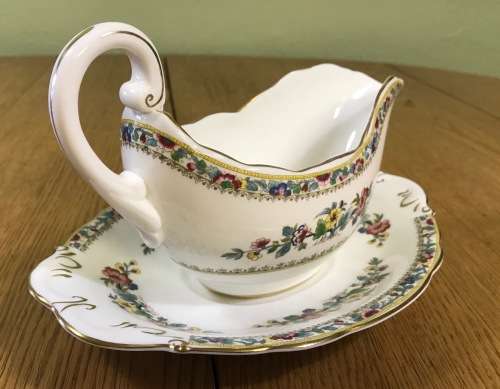 COALPORT MING ROSE DINNER SERVICE 41 piece ENGLAND BONE CHINA FLOWERS BEAUTIFUL FLORAL PATTERN!!!
