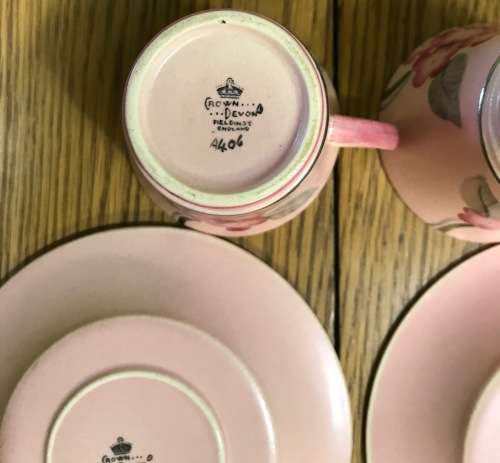 DEMITASSE Cup & Saucer x 2 CROWN DEVON FIELDINGS ENGLAND COFFEE EXPRESSO amazing PINK FLORAL DESIGN!