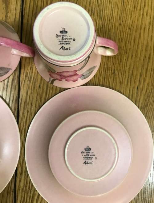DEMITASSE Cup & Saucer x 2 CROWN DEVON FIELDINGS ENGLAND COFFEE EXPRESSO amazing PINK FLORAL DESIGN!