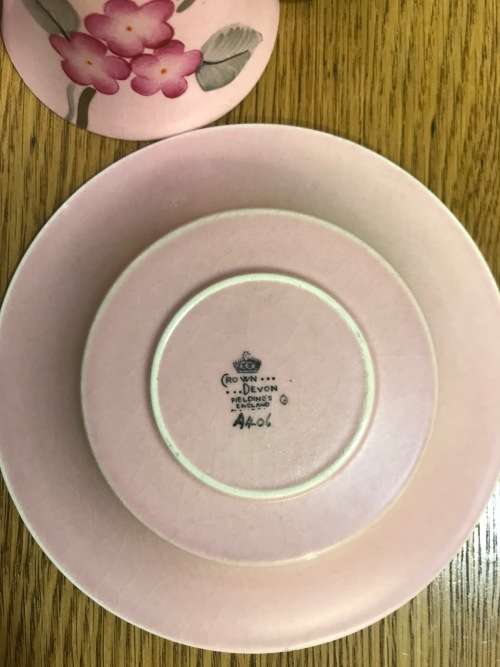 DEMITASSE Cup & Saucer x 2 CROWN DEVON FIELDINGS ENGLAND COFFEE EXPRESSO amazing PINK FLORAL DESIGN!
