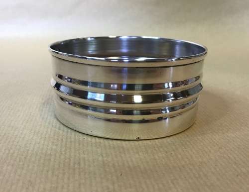 WINE COASTER SILVER PLATED WOODEN INSERT PLAIN with centred RIBBING awesome for your WINE BOTTLE!!!