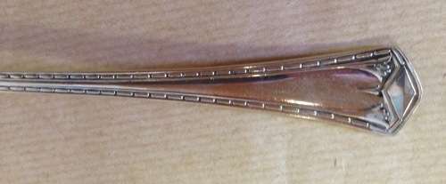 PASTRY SERVER CAKE LIFT PIE SERVER EPNS ELECTRO-PLATED NICKEL SILVER ENGLAND.