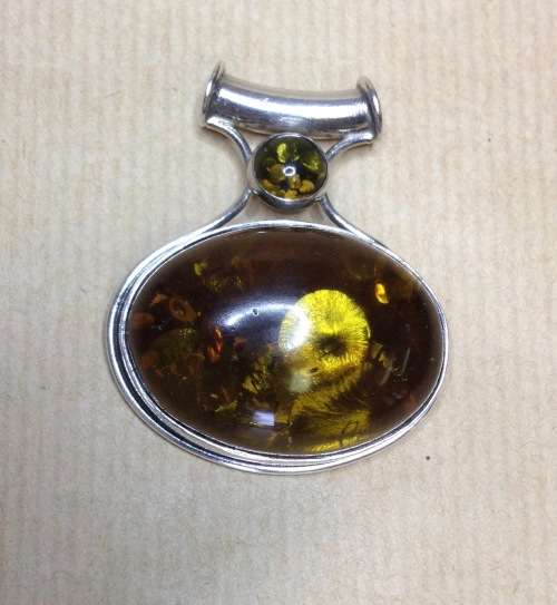 AMBER set in 925 STERLING SILVER PENDANT=HUGE=CABOCHON=TUNNEL for CHAIN/NECKLACE=MARKED=STUNNING!!!!