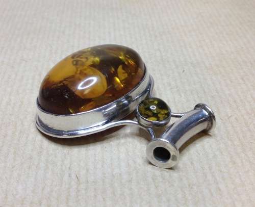 AMBER set in 925 STERLING SILVER PENDANT=HUGE=CABOCHON=TUNNEL for CHAIN/NECKLACE=MARKED=STUNNING!!!!