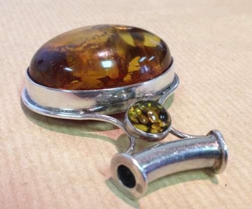 AMBER set in 925 STERLING SILVER PENDANT=HUGE=CABOCHON=TUNNEL for CHAIN/NECKLACE=MARKED=STUNNING!!!!