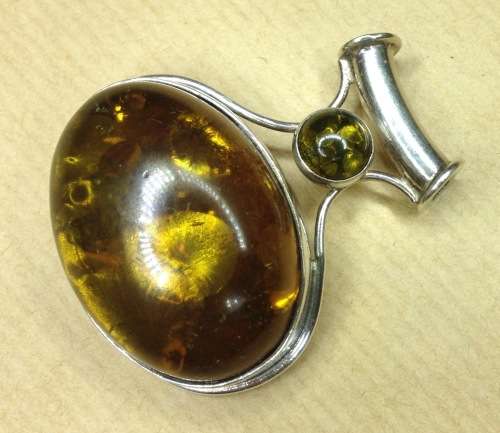 AMBER set in 925 STERLING SILVER PENDANT=HUGE=CABOCHON=TUNNEL for CHAIN/NECKLACE=MARKED=STUNNING!!!!