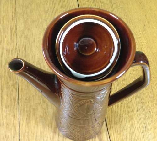 COFFEE SET ELLGREAVE POTTERY SAXONY 16 piece DEMITASSE DUOS COFFEE POT MILK JUG OPEN SUGAR ENGLAND.