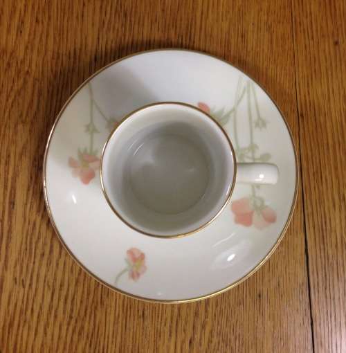 ROYAL DOULTON Coffee Expresso Cup & Saucer VOGUE COLLECTION by HARMONY TC1152 ENGLAND 1984 FLOWERS.
