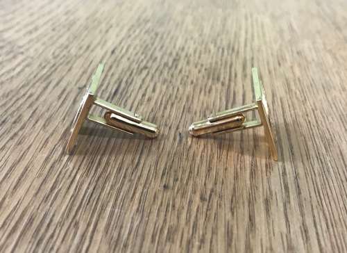 CUFF LINKS CUFFLINKS ICL INTERNATIONAL COMPUTERS LIMITED GOLD TONE golfer golf GREAT CONDITION!