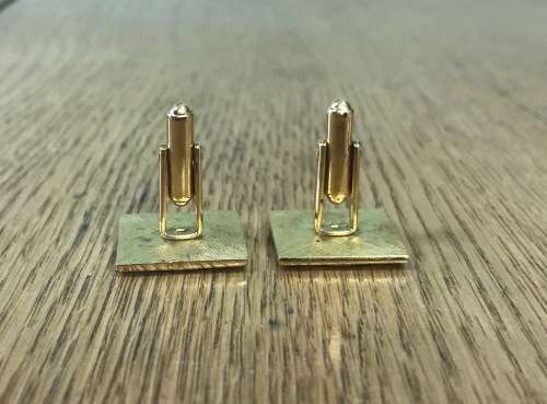 CUFF LINKS CUFFLINKS ICL INTERNATIONAL COMPUTERS LIMITED GOLD TONE golfer golf GREAT CONDITION!