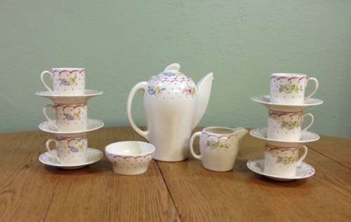 SUSIE COOPER PRODUCTION PRINTEMPS 1293 COFFEE SET CROWN WORKS BURSLEM ENGLAN KESTREL SHAPE POT.