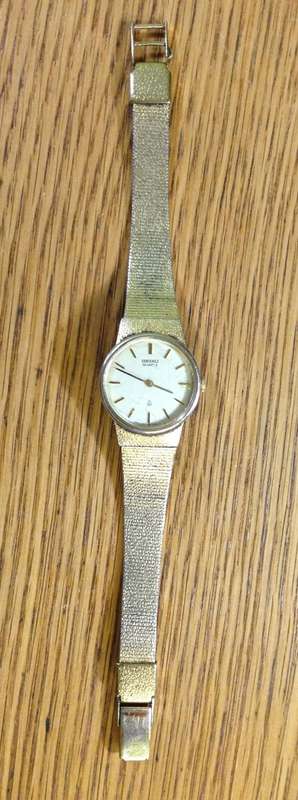 Women s Watches WATCH SEIKO LADIES Wristwatch QUARTZ SGP BACK STAINLESS STEEL 9N1431 1400 0120 JAPAN C GOLD PLATED was listed for 180.00 on 3 Sep at 00 01 by INFINITE ANTIQUES in Johannesburg ID 62222...