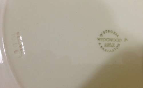 WEDGWOOD of ETRURIA & BARLASTON DINNER SERVICE PINK & WHITE 12 PLACE Setting 36 PIECES.