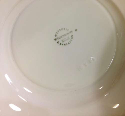 WEDGWOOD of ETRURIA & BARLASTON DINNER SERVICE PINK & WHITE 12 PLACE Setting 36 PIECES.