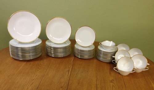 DINNER + TEA/COFFEE SERVICE HUTSCHENREUTHER LORENZ GERMANY NOBLESSE GOLDRAND 118 PIECES 12 PLACE