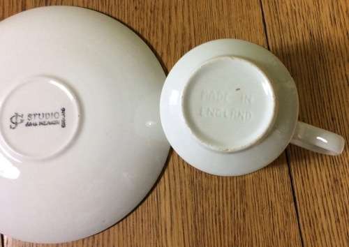 COFFEE DUO DEMITASSE J and G MEAKIN STUDIO ENGLAND MAORI PATTERN RETRO SAUCER CUP 1960`s EXPRESSO!!b