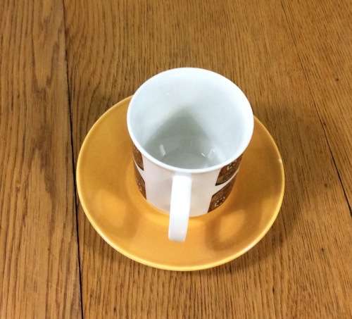 COFFEE DUO DEMITASSE J and G MEAKIN STUDIO ENGLAND MAORI PATTERN RETRO SAUCER CUP 1960`s Expresso!y