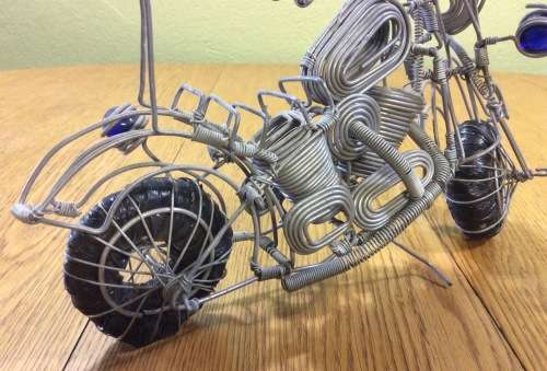 MOTOR BIKE WIRE HARLEY DAVIDSON? BLUE MARBLE LIGHTS HANDLE BARS SEAT REST PLASTIC TYRES STUNNING!!!!
