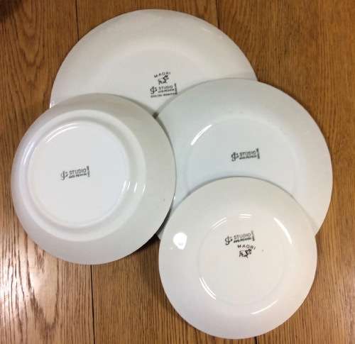 DINNER SERVICE=PART=46 piece=PLATES=BOWLS=J and G MEAKIN STUDIO=ENGLAND=MAORI PATTERN=RETRO=1960's