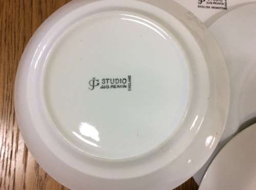 DINNER SERVICE=PART=46 piece=PLATES=BOWLS=J and G MEAKIN STUDIO=ENGLAND=MAORI PATTERN=RETRO=1960's