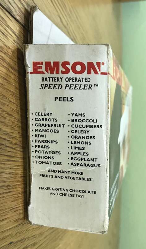 PEELER ELECTRIC EMSON BATTERY OPERATED Uses 4 AA 15v Alkaline batteries LIKE NEW in its BOX!!!