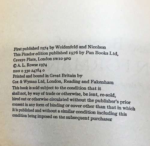 The Case Books of Simon Forman SEX and SOCIETY in SHAKESPEARE`S AGE A.L. ROWSE Picador Books 1976