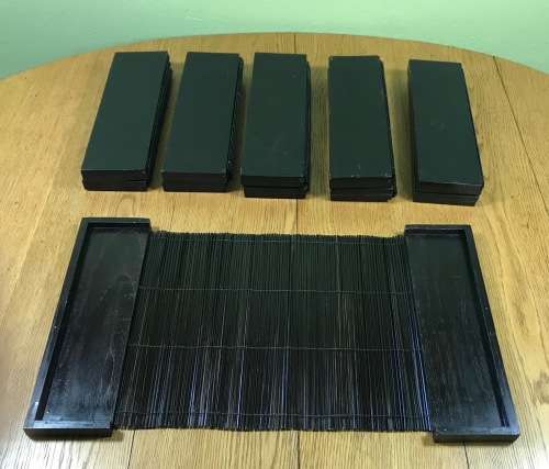 TABLE FOLD-UP PLACE MATS x 6 SUSHI or OTHER WOODEN ENDS WITH PLACE FOR CUTLER MID SECTION STRAW MAT