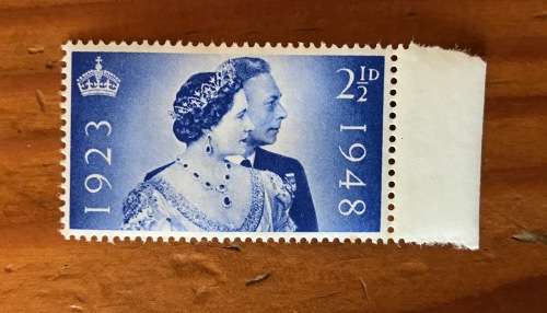 GREAT BRITAIN SG 493 ROYAL SILVER WEDDING UM BLOCK of 4 + 1 SINGLE MNH.