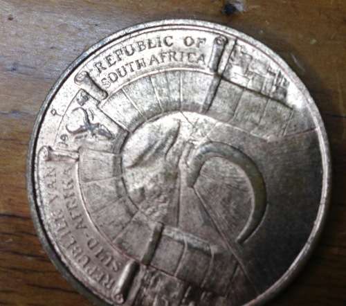 SOUVENIR BRONZE TOKEN MEDALLION 5 Years Commemoration of the Republic of South Africa 1961 to 1966.