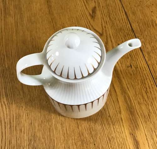KAISER GERMANY TEA SET 10 TRIOS TEA/COFFEE POT MILK JUGSx 2 SUGAR BOWLS x 2 - 43 pieces!!