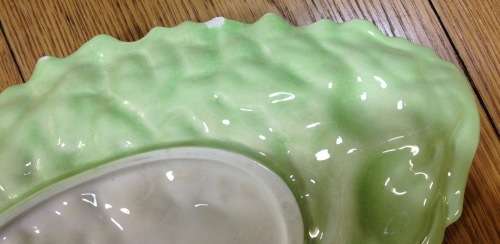 CARLTON WARE 2093 BOWL CARLTONWARE Australian Design EMBOSSED LETTUCE LEAF SHAPED with TOMATOES.