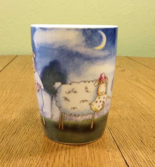 MUG PORCELAIN TEA COFFEE HILARIOUS SHEEP PATTERN STUNNING EXCELLENT CONDITION!!!!