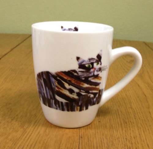 MUG PORCELAIN TEA COFFEE CAT PATTERN STUNNING EXCELLENT CONDITION!!!!