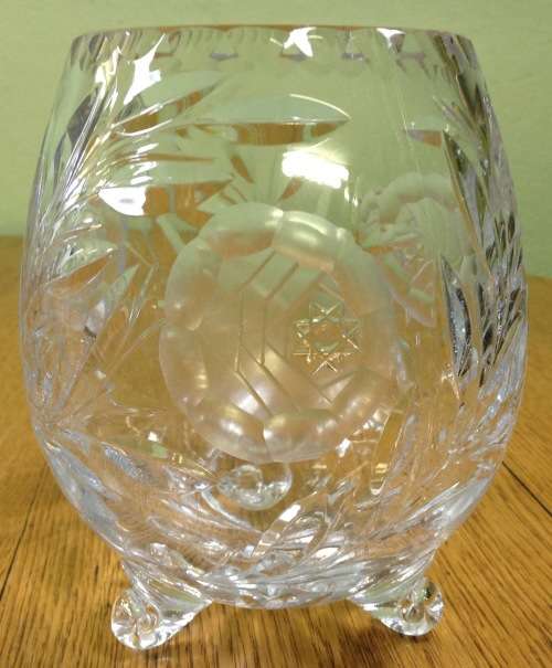 VASE=FOOTED=3 FEET=CRYSTAL=ROSE-CUT PATTERN=FLOWERS=FLORAL.