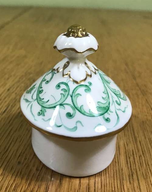 COFFEE POT ROYAL CROWN DERBY ENGLAND RUTLAND PATTERN GREEN A495 FLORAL SCARCE and STUNNING!!!!!!!!!!
