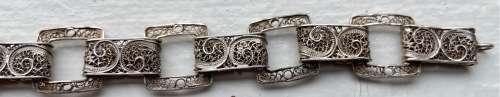 FILIGREE STERLING SILVER BRACELET 16 grams 210mm clasp to loop 15mm widest point!!! Beautiful!!!