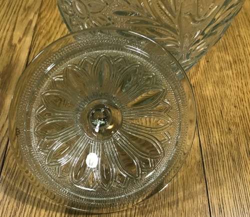 GINGER / BISCUIT / COOKIES JAR GLASS MOULDED ROUND LARGE MODERN GREAT CONDITION STUNNING!!