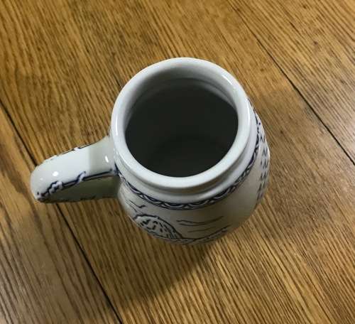 MUG POTTERY TEA COFFEE GESTOHLEN KATAKOMBE RIO DE JANEIRO BRAZIL PAO DE ACUCAR SOUVENIR BLUE + WHITE