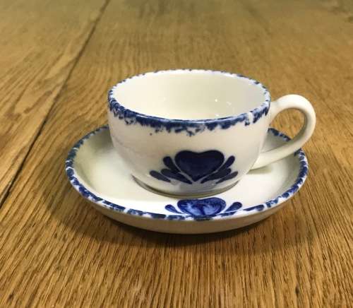 COFFEE DUOS DEMITASSE PORTUGUESE STYLE 6 x SAUCERS + 6 x CUPS VINTAGE EXPRESSO BLUE + WHITE STUNNING