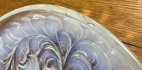 MAGNIFICENT large OPALESCENT GLASS BOWL=WAVY DESIGN=VERY HEAVY at 2,82 kg's=Please read notes......