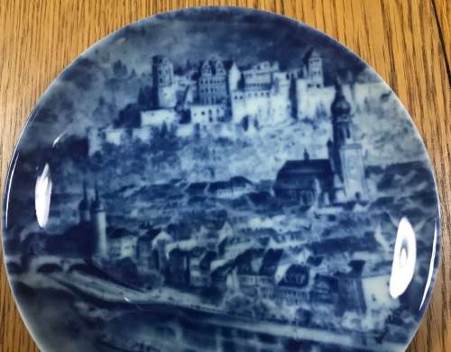 BLUE and WHITE SMALL WALL DISPLAY PLATE HEIDELBERG KAISER GERMANY HANS LISKA COBALT.