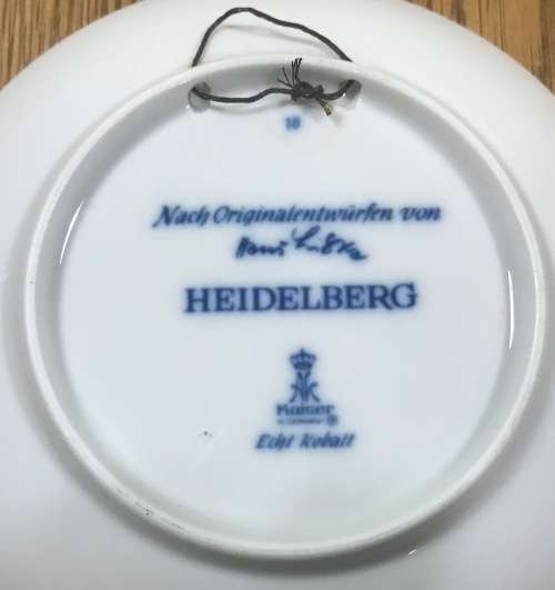 BLUE and WHITE SMALL WALL DISPLAY PLATE HEIDELBERG KAISER GERMANY HANS LISKA COBALT.