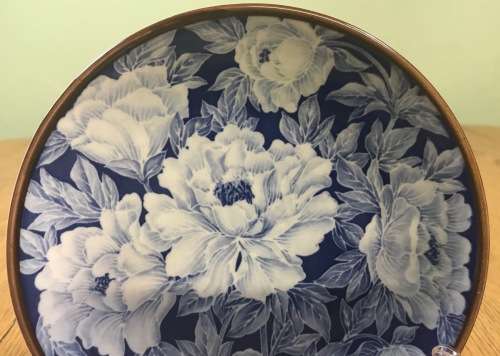 BLUE and WHITE PLATE DISH FLORAL FLOWERS BROWN RIM NO MARKS STUNNING ITEM!!!