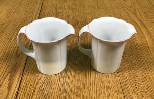 ARZBERG TEA COFFEE SET 12 TRIOS 2 MILK 1 SUGAR TEA POT GERMANY Scalloped Flared Rim WHITE PINK TRIM