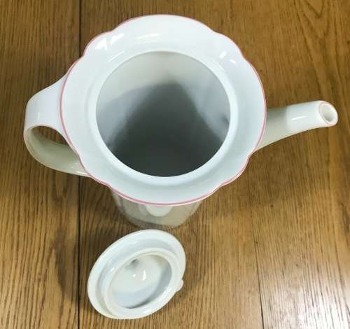 ARZBERG TEA COFFEE SET 12 TRIOS 2 MILK 1 SUGAR TEA POT GERMANY Scalloped Flared Rim WHITE PINK TRIM