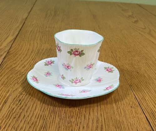 COFFEE DUO=DEMITASSE=SHELLEY=ROSEBUD PATTERN=FINE BONE CHINA=ROSES=STUNNING!!!!=EXPRESSO=Cappuccino!