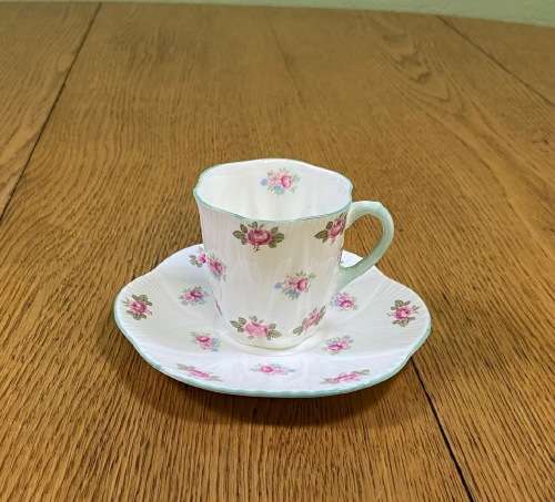 COFFEE DUO=DEMITASSE=SHELLEY=ROSEBUD PATTERN=FINE BONE CHINA=ROSES=STUNNING!!=EXPRESSO=Cappuccino!=b